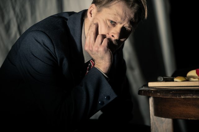 Tambet Tuisk lavastuses Suur Siberimaa