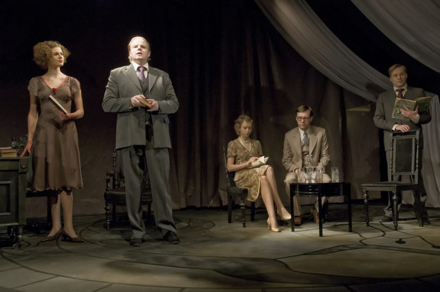 Stseen luulekavast "Arbujad".