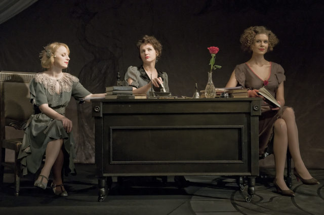 Hilje Murel, Harriet Toompere, Britta Soll luulekavas "Arbujad".