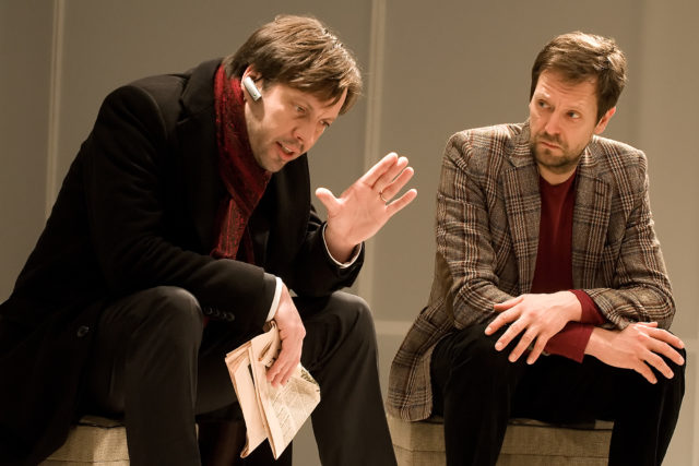 Mait Malmsten ja Ivo Uukkivi lavastuses "Hävituse ingel".