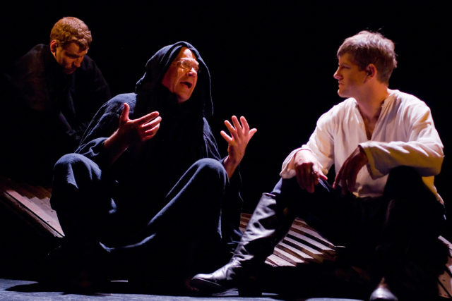 Toompere jr, Kark, Uuspõld lavastuses "Islandi kell".