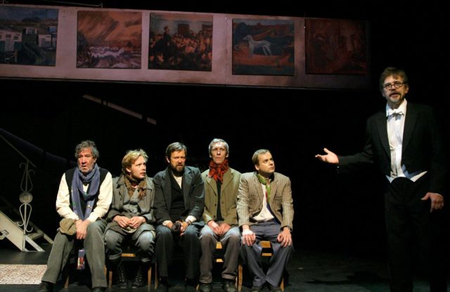 Kangur, Oja, Uukkivi, Pass, Teplenkov ja Tõnu Oja lavastuses "Kaevuritest kunstnikud".