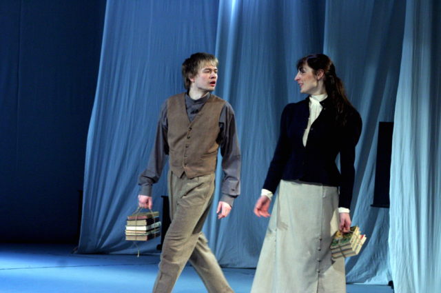 Lauri Lagle ja Riina Maidre lavastuses "Kevade".