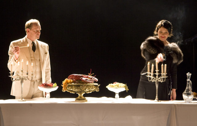 Hendrik Toompere ja Merle Palmiste lavastuses "Kollaborandid".