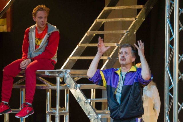 Pääru ja Tõnu Oja lastelavastuses "Kuldne Lurich".