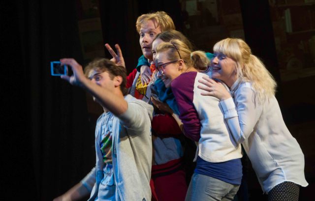 Supilinna salaseltsi detektiivid lastelavastuses "Kuldne Lurich".