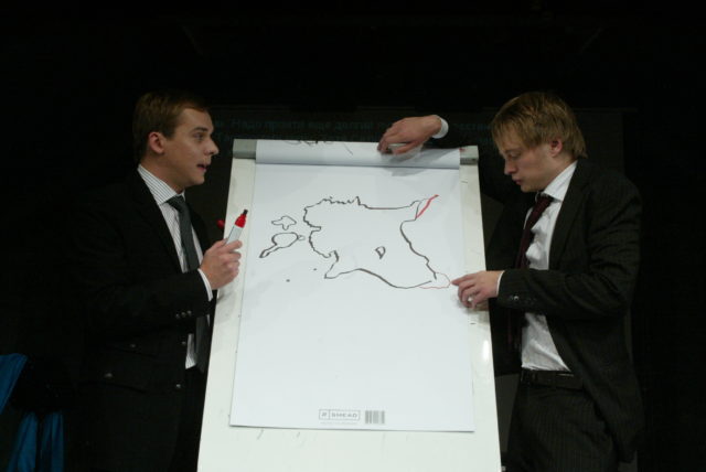 Teplenkov ja Lagle lavastuses "Küpsuskirjand 2005".