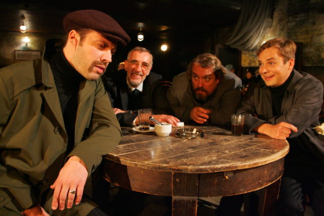 Malmsten, Ulfsak, Rekkor, Teplenkov lavastuses "Lõputu kohvijoomine".