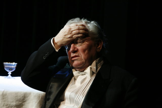 Tõnu Aav lavastuses "Metsapart".