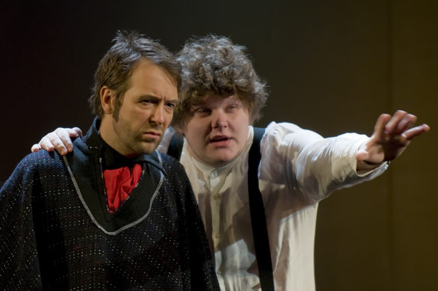 Ivo Uukkivi ja Uku Uusberg lavastuses "Pedro Paramo".