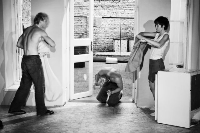 Viiding ja Mitt lavastuses "Portselansuits".