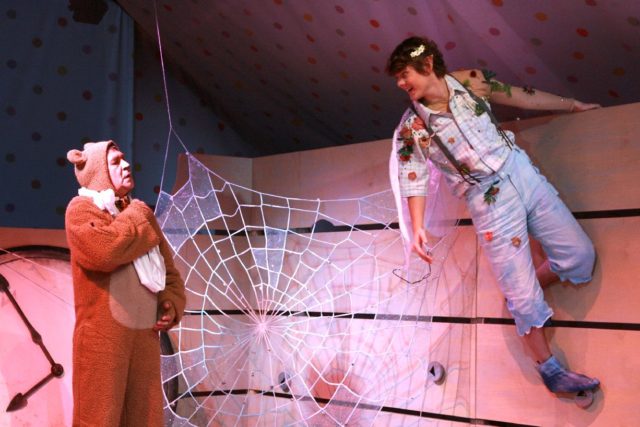 Guido Kangur ja Priit Strandberg lavastuses "Sünnipäev".