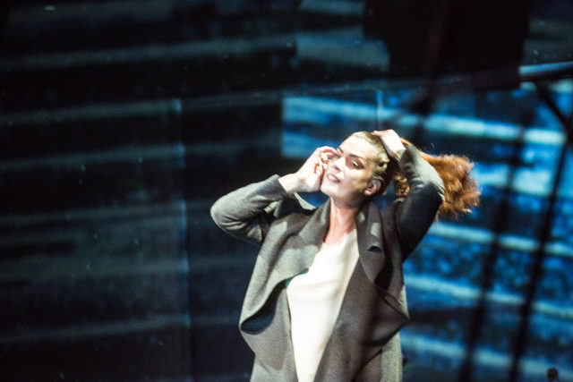 Viire Valdma monolavastus