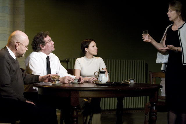 Lutsepp, Kangur, Reinold, Kaljuste lavastuses "Vaikne muusika".