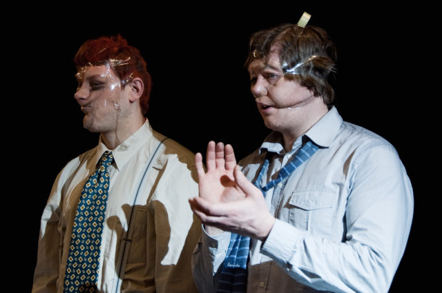 Uuspõld ja Prangel lavastuses "Kas ma olen nüüd elus".