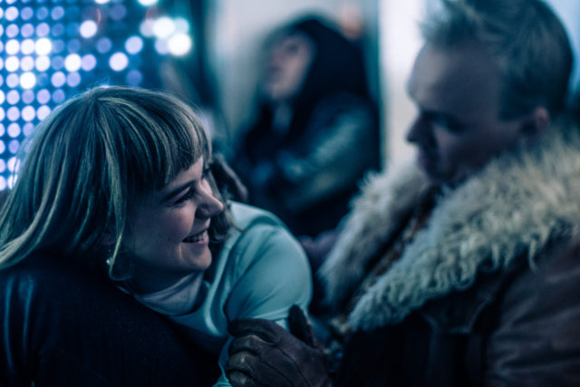 Liisa Saaremäel ja Karmo Nigula lavastuses "lift"