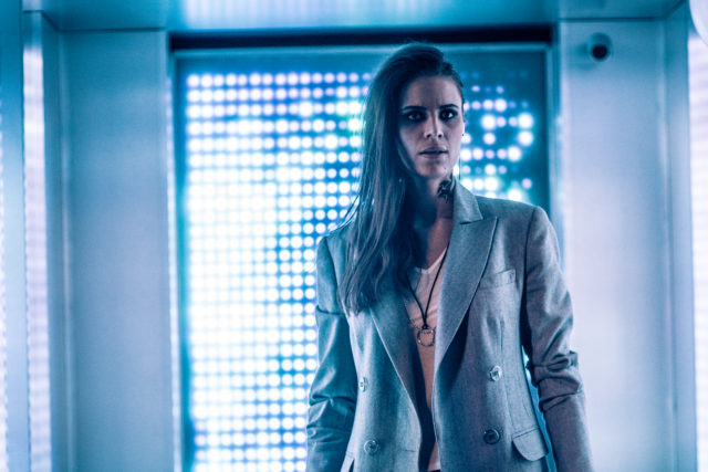 Britta Soll lavastuses "Lift"