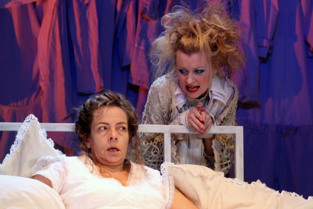 Kaljuste ja Mägi lavastuses "Naine ja hirmutis".