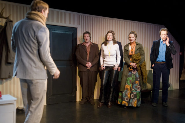 Stseen lavastusest "Õitseng".