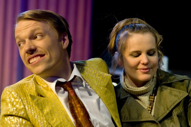 Mihkel Kabel ja Harriet Toompere lavastuses "Õitseng".