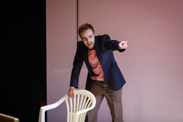 Kaarel Targo lavastuses "Romeo ja Julia".