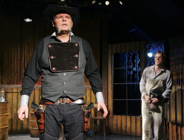 Tiit Sukk ja Mihkel Kabel lavastuses "Vihmatants".