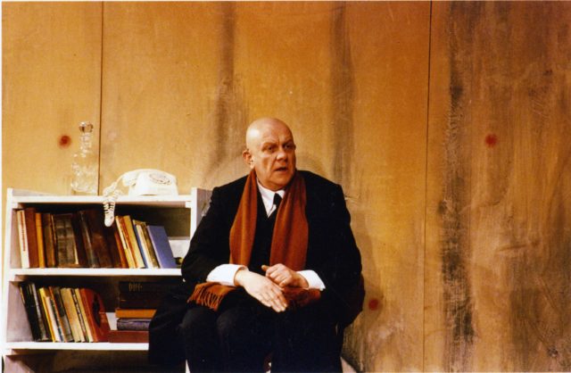 Andrus Vaarik lavastuses "Uus jõuluvana".