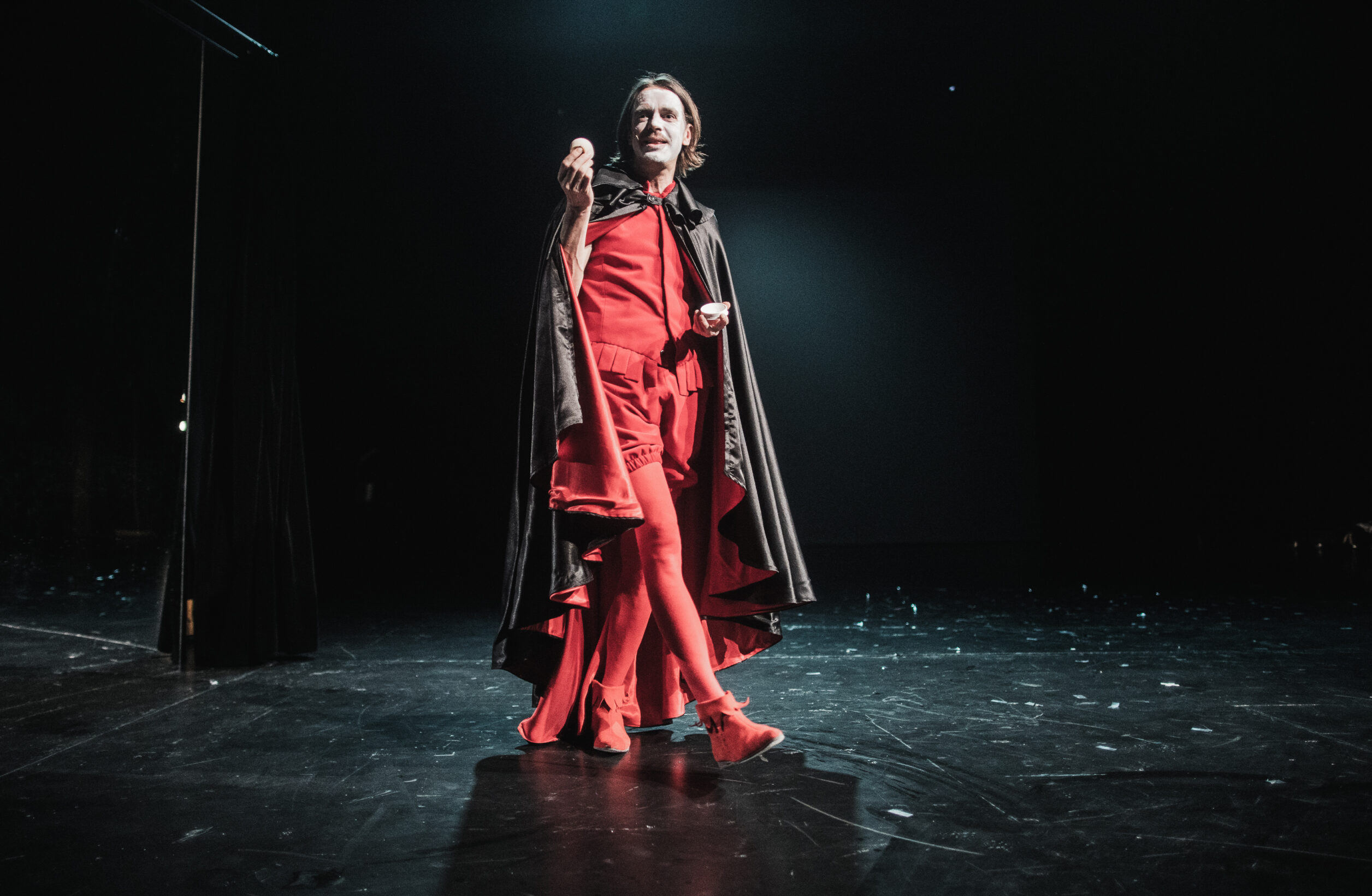 Juhan Ulfsak lavastuses "Mefisto"