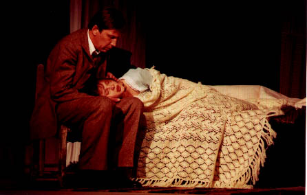 Madis Kalmet ja Elina Reinold lavastuses "Tagasi Vargamäel"