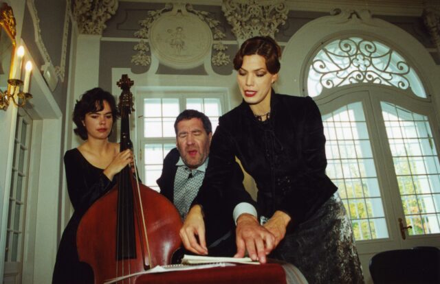 Lea-Liisbet Peterson, Guido Kangur ja Viire Valdma lavastuses "Vaimude tund Kadrioru lossis"