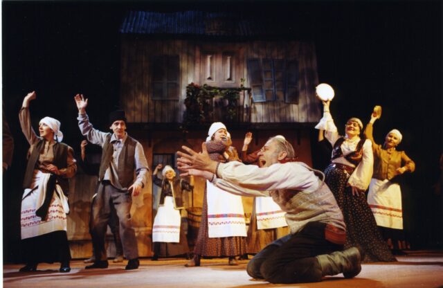 lavastuse "Zorbas" trupp